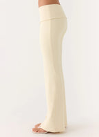 Renae Low Rise Pants - Baby Yellow
