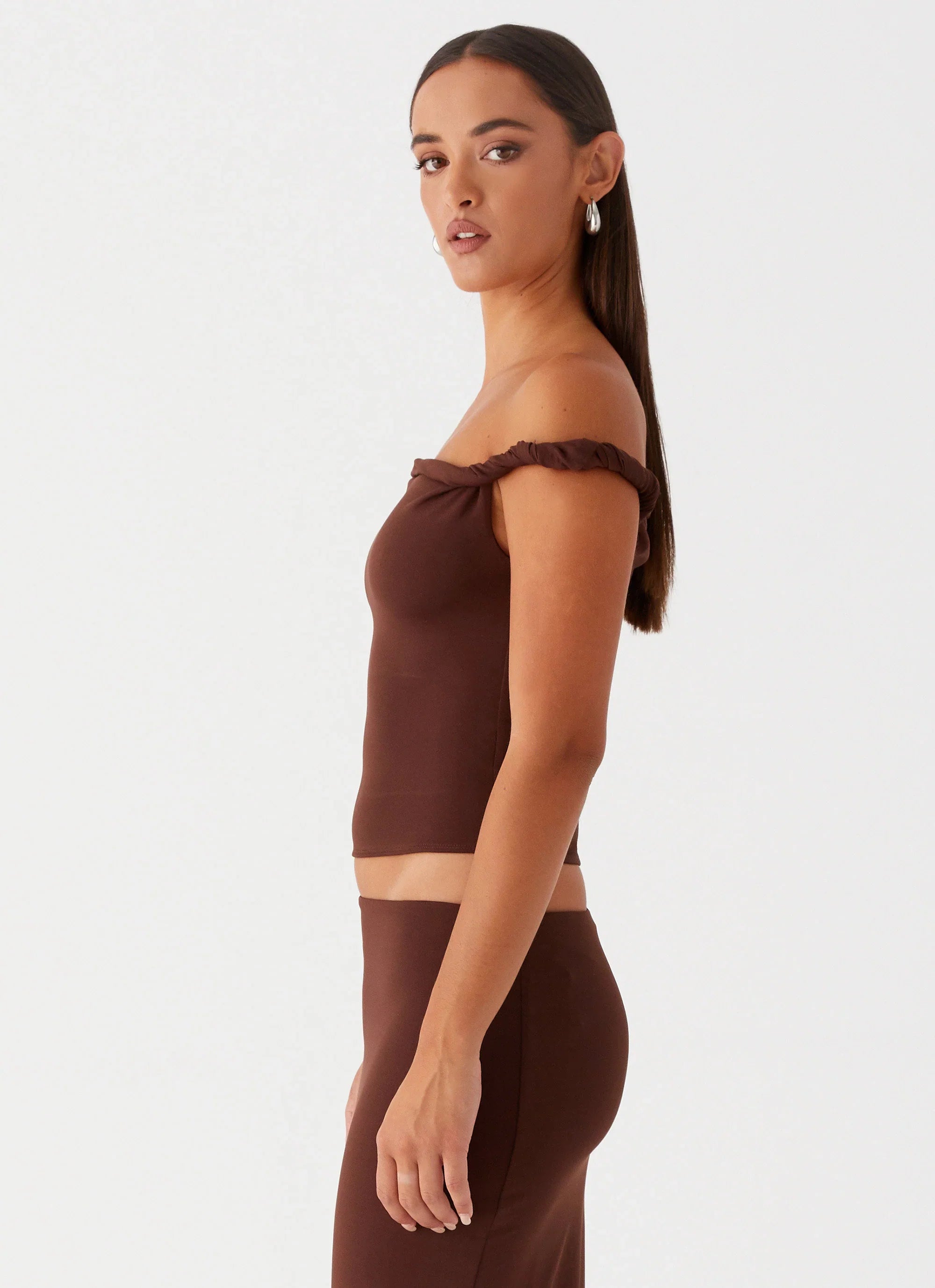 Solace Soul Twist Shoulder Top - Chocolate
