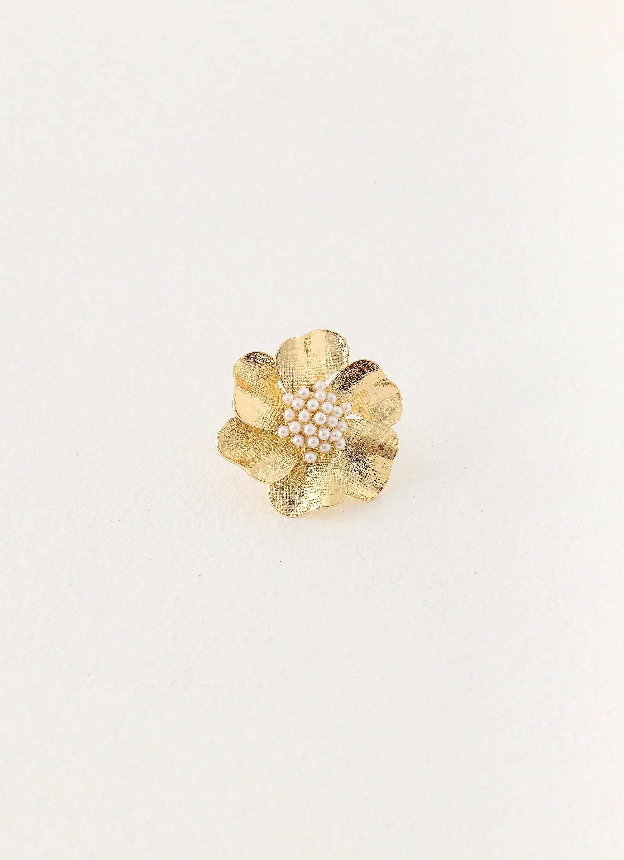 Camellia Pearl Ring - Gold