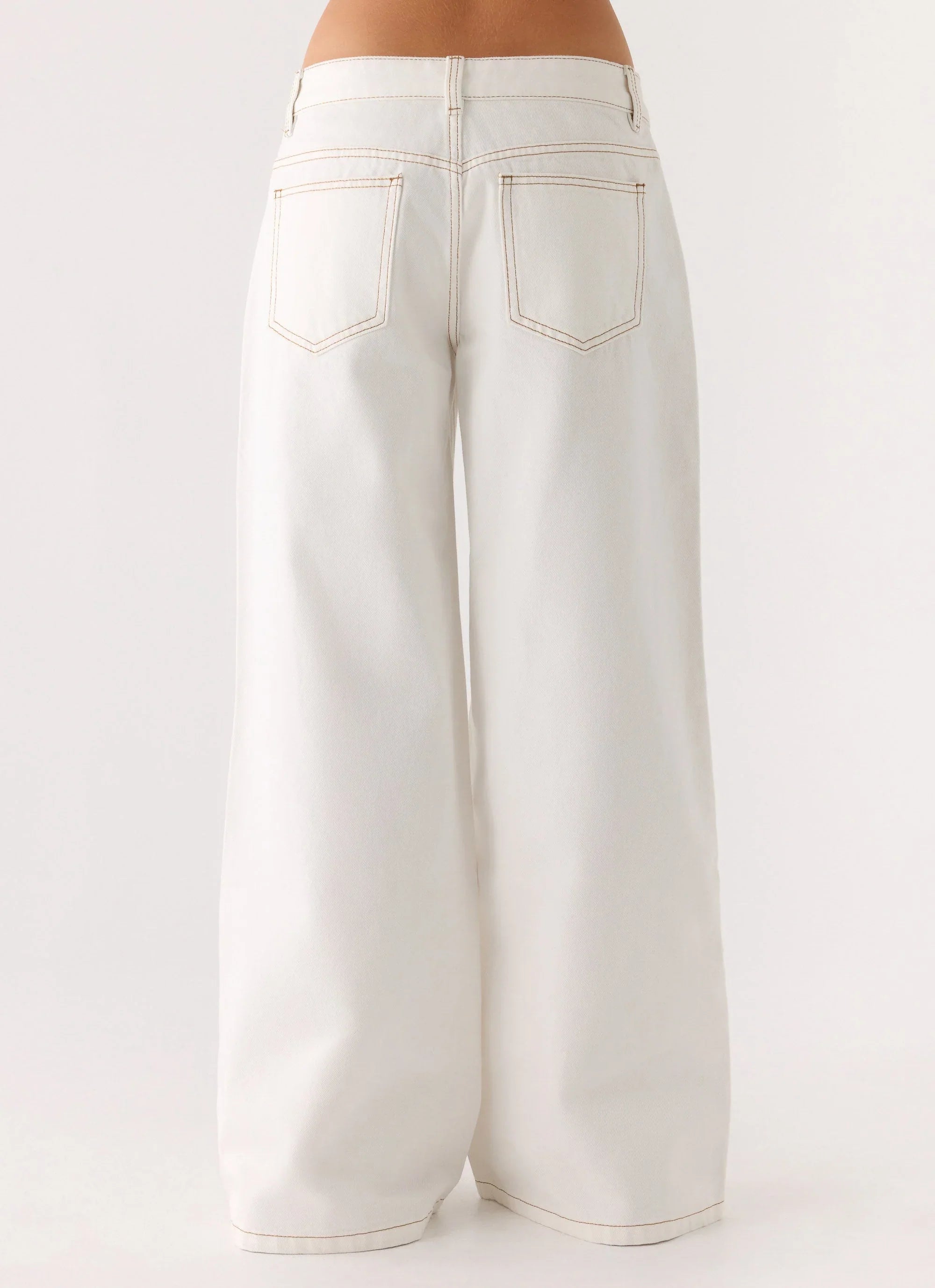 Neo Low Rise Wide Leg Denim Jeans - Ivory